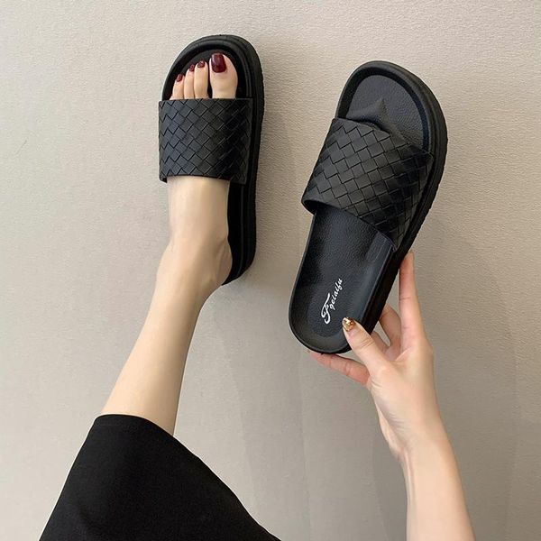 slippers casual low summer women's shoes platform slides luxury flat soft rome pu fabric concise pvc fashion woman 2021 sl, Black
slippers casual low summer women's shoes platform slides luxury flat soft rome pu fabric concise pvc fashion woman 2021 sl, Black