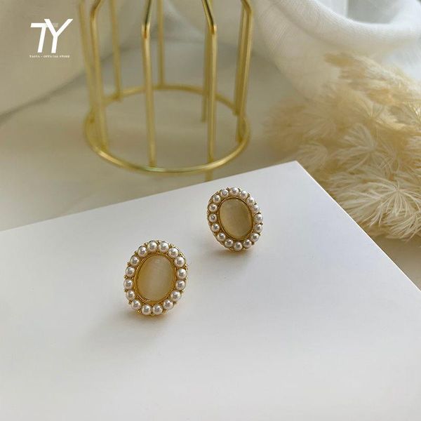 luxury simple oval opal stud earrings for woman 2021 korean fashion jewelry student girl's temperament party acc, Golden;silver
luxury simple oval opal stud earrings for woman 2021 korean fashion jewelry student girl's temperament party acc, Golden;silver