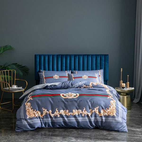 royal style bedding set luxury and comfort smart 4pcs quilt sheet cover fashion price full sets
royal style bedding set luxury and comfort smart 4pcs quilt sheet cover fashion price full sets