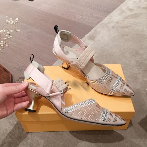 2021 good quality fashion women luxurys designers shoes designer sandals womens luxury high heels sandal dress shoess with box size 35-41 -n, Black
2021 good quality fashion women luxurys designers shoes designer sandals womens luxury high heels sandal dress shoess with box size 35-41 -n, Black