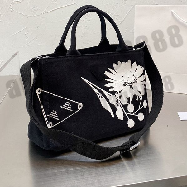 2021 luxury designer brand fashion shoulder printing floral bags shopping handbags women all-match totes bag senior temperament artistic fas
2021 luxury designer brand fashion shoulder printing floral bags shopping handbags women all-match totes bag senior temperament artistic fas