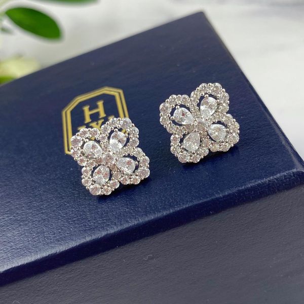 h luxury earrings stud 925 sterling silver diamond linksr foer leaf clover earring engagement fashion jewelry women party original box, Golden;silver
h luxury earrings stud 925 sterling silver diamond linksr foer leaf clover earring engagement fashion jewelry women party original box, Golden;silver