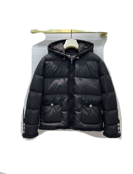 milan runway down & parkas 2021 winter hooded long sleeve panelled women's coats designer brand same style outerwear 0907-3, Black
milan runway down & parkas 2021 winter hooded long sleeve panelled women's coats designer brand same style outerwear 0907-3, Black