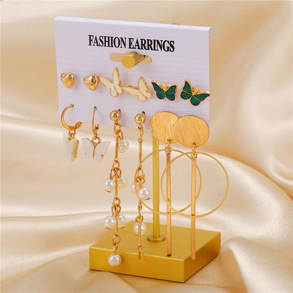 hoop & huggie 6pairs big circle simulated pearl earrings set for women jewelry vintage geometric butterfly gold color metal femme earings, Golden;silver
hoop & huggie 6pairs big circle simulated pearl earrings set for women jewelry vintage geometric butterfly gold color metal femme earings, Golden;silver