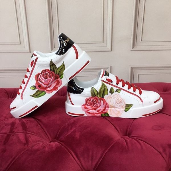 2021 designer shoes men women high sneakers casual and comfortable leather breathable sneaker couple, Black;red
2021 designer shoes men women high sneakers casual and comfortable leather breathable sneaker couple, Black;red
