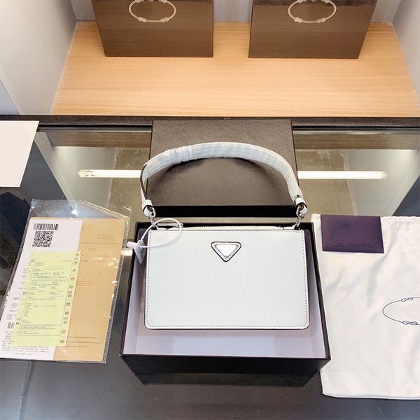 designer women's square bag underarm pure color shoulder bags fashion newly coin purse luxury wallet beautiful casual handbag
designer women's square bag underarm pure color shoulder bags fashion newly coin purse luxury wallet beautiful casual handbag
