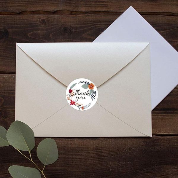 500pcs flower thank you stickers round seal label for candy gift box packing bag wrap
500pcs flower thank you stickers round seal label for candy gift box packing bag wrap