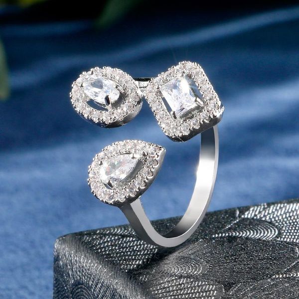 cluster rings crystal engagement design opening for women white zircon cubic elegant female wedding jewerly, Golden;silver
cluster rings crystal engagement design opening for women white zircon cubic elegant female wedding jewerly, Golden;silver