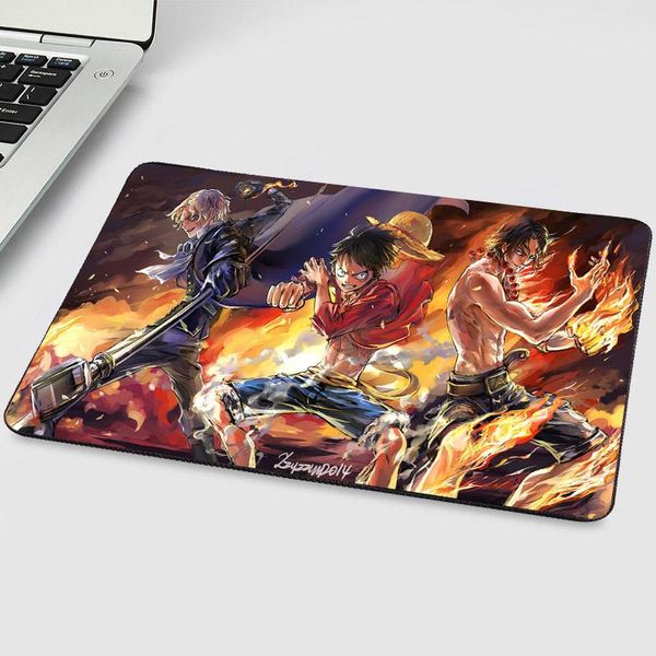 mouse pads & wrist rests mrg small size pad anime cartoon blood onepiece mice with nature soft rubber cover your hand for csgo games 
mouse pads & wrist rests mrg small size pad anime cartoon blood onepiece mice with nature soft rubber cover your hand for csgo games