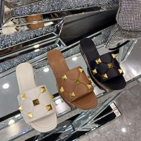 slippers 2021 summer metal flat bottom lazy vacation beach word casual sandals and women, Black
slippers 2021 summer metal flat bottom lazy vacation beach word casual sandals and women, Black