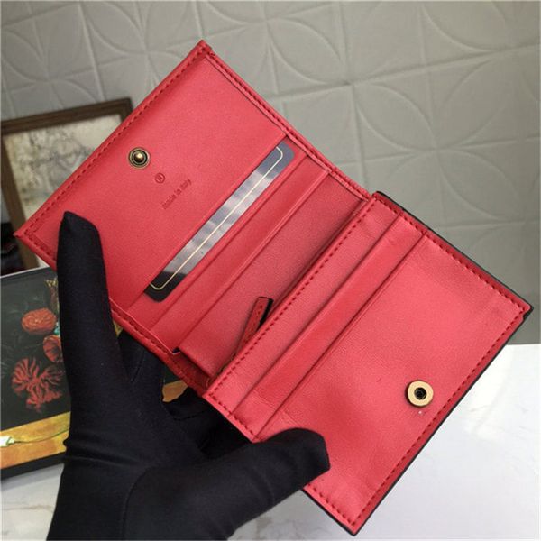 2021 fashion flowers designer wallets luxurys men women leather bags classic letters key coin purse original box plaid card holder 488109, Red;black
2021 fashion flowers designer wallets luxurys men women leather bags classic letters key coin purse original box plaid card holder 488109, Red;black