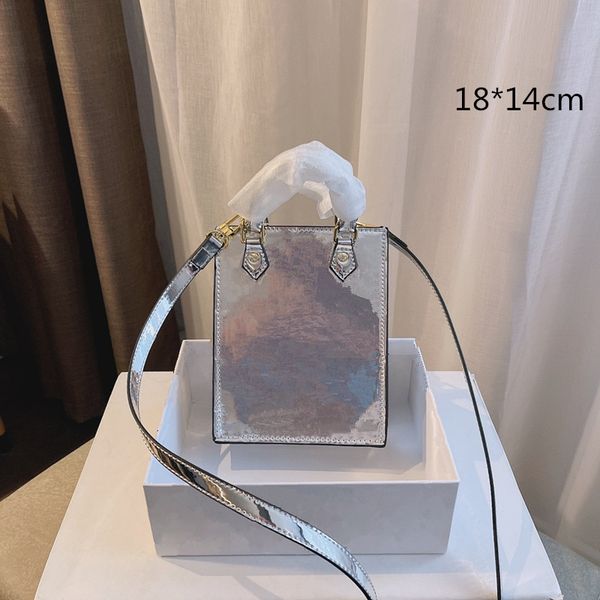 2021 mini silver phone bags women luxury shimmer mirror purses designers crossbody shoulder bags change wallets printed flowers l21050501
2021 mini silver phone bags women luxury shimmer mirror purses designers crossbody shoulder bags change wallets printed flowers l21050501