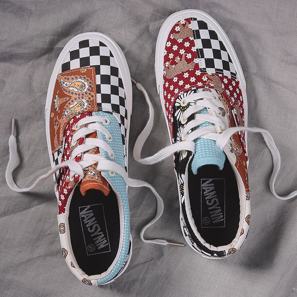 mens shoes couple shoes casual fashion trendy shoes non-slip wear-resistant and lightweight summer personality
mens shoes couple shoes casual fashion trendy shoes non-slip wear-resistant and lightweight summer personality