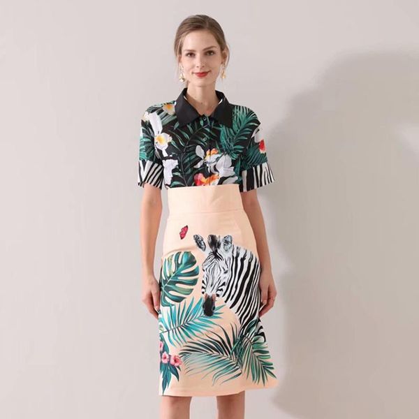 two piece dress fashion 2021 runway suit set women's spaghetti strap luxurious embroidery beading camis skirt, White
two piece dress fashion 2021 runway suit set women's spaghetti strap luxurious embroidery beading camis skirt, White