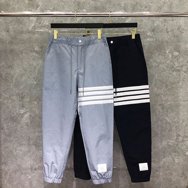 casual pants dongguan direct sales tb guard men's four pole 2-piece set sports suit red, white and blue, Black;white
casual pants dongguan direct sales tb guard men's four pole 2-piece set sports suit red, white and blue, Black;white