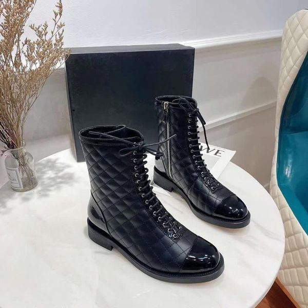 boots black women ankle genuine leather lace up short fashion patch work heels autumn winter 2021
boots black women ankle genuine leather lace up short fashion patch work heels autumn winter 2021