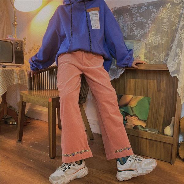 women's pants & capris vintage loose jogging embroidered sweatpants winter corduroy casual female korean all-match street straight, Black;white
women's pants & capris vintage loose jogging embroidered sweatpants winter corduroy casual female korean all-match street straight, Black;white