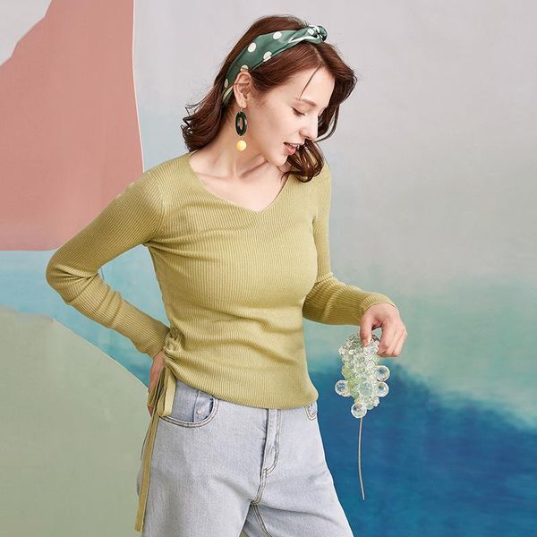 women's sweaters artka 2021 autumn women sweater 3 color fashion casual thin wool v-neck pullover soft knitted yb20002q, White;black
women's sweaters artka 2021 autumn women sweater 3 color fashion casual thin wool v-neck pullover soft knitted yb20002q, White;black