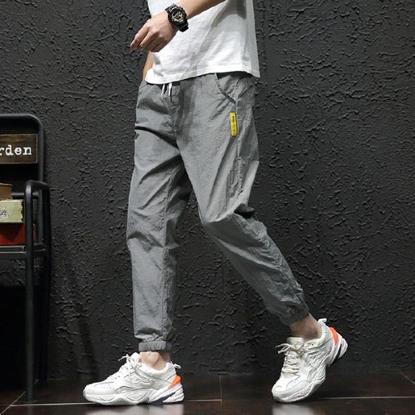 men's pants spring/summer 2021 harlan nine-point casual with bunched legs, Black
men's pants spring/summer 2021 harlan nine-point casual with bunched legs, Black