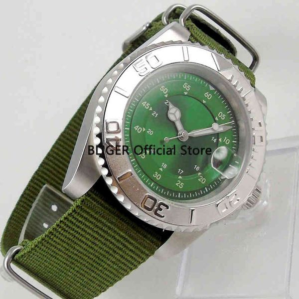 men's watch green sterile automatic iron plate sier colour bezel 40mm nylon band date window, Slivery;brown
men's watch green sterile automatic iron plate sier colour bezel 40mm nylon band date window, Slivery;brown