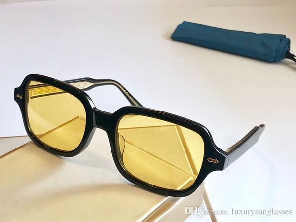 0072 new fashion sunglasses with uv protection for men and women vintage square frame popular come with case classic sunglasses, White;black
0072 new fashion sunglasses with uv protection for men and women vintage square frame popular come with case classic sunglasses, White;black