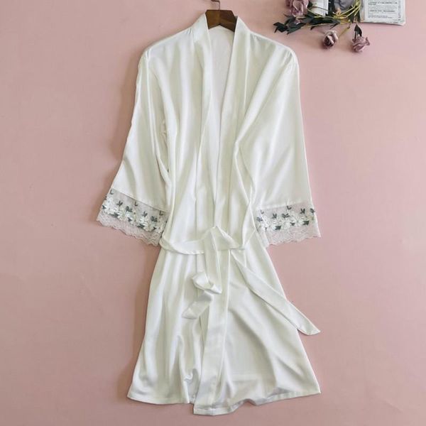 women's sleepwear young lady sweet flower embroidery kimono robe gown white lace trim casual home wear faux silk spring nightgown, Black;red
women's sleepwear young lady sweet flower embroidery kimono robe gown white lace trim casual home wear faux silk spring nightgown, Black;red