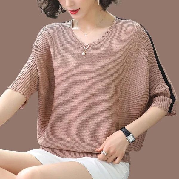 women's sweaters five-point sleeve t-shirt mid-sleeve summer dress 2021 style thin loose bat ice silk sweater, White;black
women's sweaters five-point sleeve t-shirt mid-sleeve summer dress 2021 style thin loose bat ice silk sweater, White;black