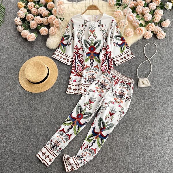 women's two piece pants european suit summer dress 2021 printed short-sleeved blouse + two-piece trousers, White
women's two piece pants european suit summer dress 2021 printed short-sleeved blouse + two-piece trousers, White