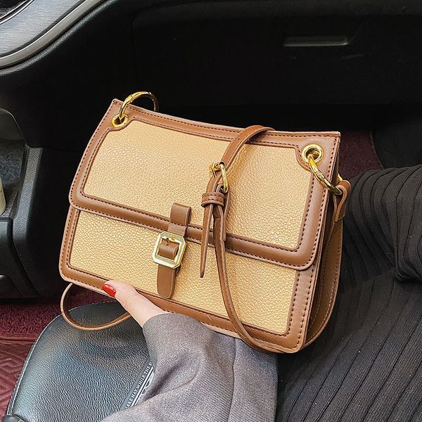 2022 litchi pattern pu trend personalized simple single shoulder bag messenger ins japanese button women's, Black;red
2022 litchi pattern pu trend personalized simple single shoulder bag messenger ins japanese button women's, Black;red