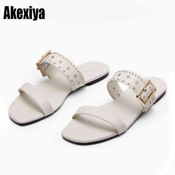slippers female sandals women summer fashion buckle ladies mujer sapatos bc3596 220304, Black
slippers female sandals women summer fashion buckle ladies mujer sapatos bc3596 220304, Black