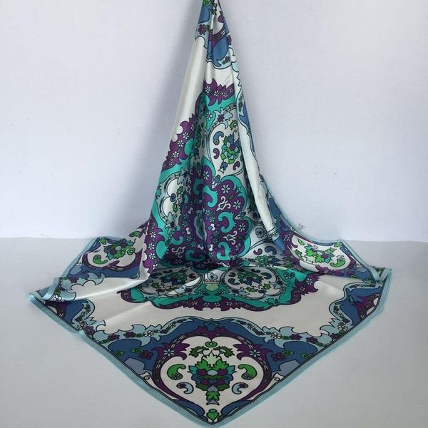 scarves 2021 fashion women scarf 100% silk print, Blue;gray
scarves 2021 fashion women scarf 100% silk print, Blue;gray