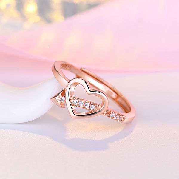 one through the heart creative heart-shaped women's jewelry fashion hollow love ring, Silver
one through the heart creative heart-shaped women's jewelry fashion hollow love ring, Silver
