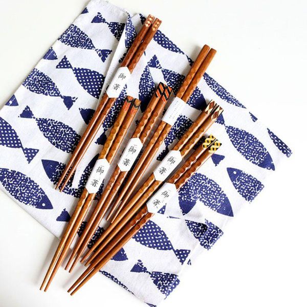 chopsticks 1 pair of handmade bamboo natural wood sushi tortoise shell reusable household dinnerware
chopsticks 1 pair of handmade bamboo natural wood sushi tortoise shell reusable household dinnerware