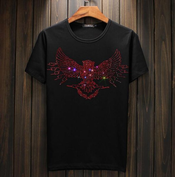 rhinestones eagle men's t-shirts fashion casual men's tshirts cool streetwear hip hop tees male clothing size m-5xl - white/black
rhinestones eagle men's t-shirts fashion casual men's tshirts cool streetwear hip hop tees male clothing size m-5xl - white/black