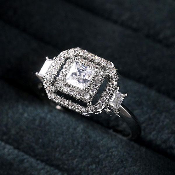wedding rings huitan elegant princess cut square engagement women inlaid dazzling cubic zirconia proposal for lover, Slivery;golden
wedding rings huitan elegant princess cut square engagement women inlaid dazzling cubic zirconia proposal for lover, Slivery;golden