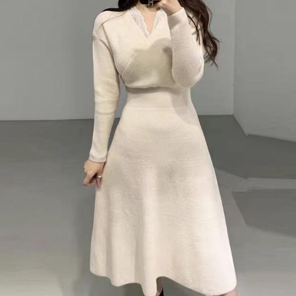 casual dresses 2021 clothing autumn sweater slim midi korean chic elegant cross lace v neck long sleeve knitted party dress robe femme, Black;gray
casual dresses 2021 clothing autumn sweater slim midi korean chic elegant cross lace v neck long sleeve knitted party dress robe femme, Black;gray