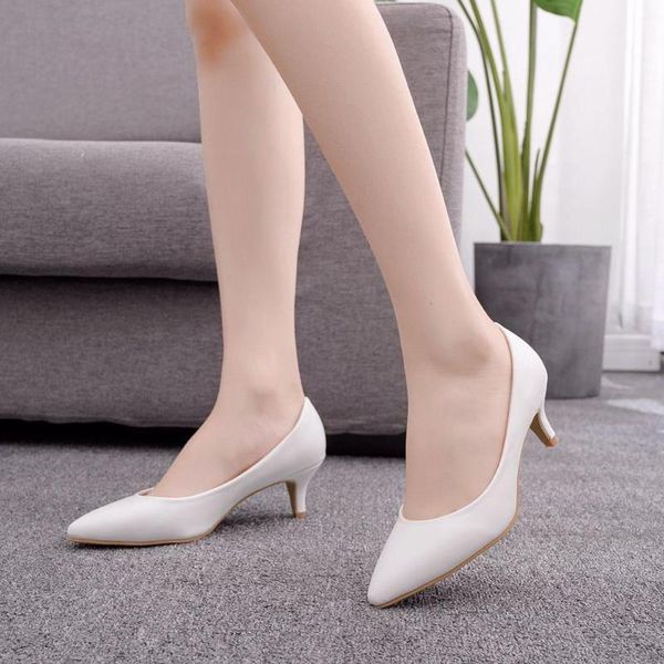 dress shoes 5 cm low heel pointed single concise elegant high heels thin womens white wedding large size pumps 42,43, Black
dress shoes 5 cm low heel pointed single concise elegant high heels thin womens white wedding large size pumps 42,43, Black