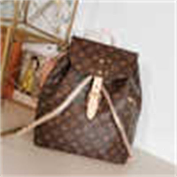 2020 business the new large-capacity bucket backpack brand spring backpacks fashion shows oxidized leather designer totes messenger bags lu
2020 business the new large-capacity bucket backpack brand spring backpacks fashion shows oxidized leather designer totes messenger bags lu