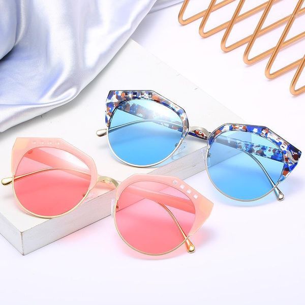polarized cat eye sunglasses women 2021 trends pink blue colorful shade vintage sun glasses fashion, White;black
polarized cat eye sunglasses women 2021 trends pink blue colorful shade vintage sun glasses fashion, White;black