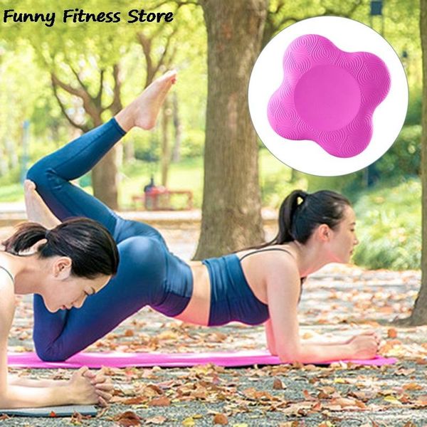 pilates yoga knee pads cusion support wrist hips hands elbows pad training mat pain relief protector mats
pilates yoga knee pads cusion support wrist hips hands elbows pad training mat pain relief protector mats