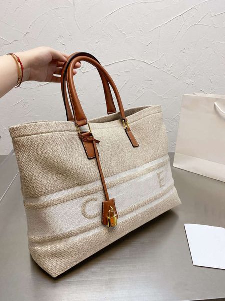 luxury designer shopping bag canvas fabric high-end designer handbag exquisite luxury fashion folding
luxury designer shopping bag canvas fabric high-end designer handbag exquisite luxury fashion folding