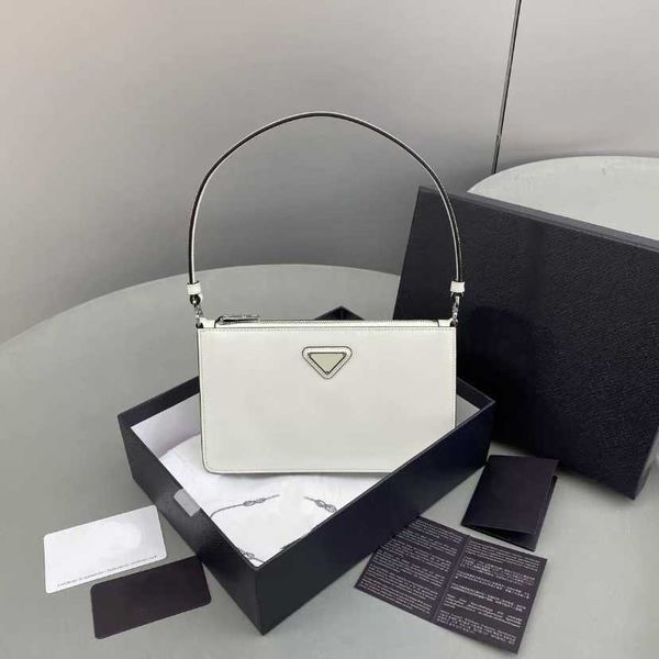 hanghhangbag women s mini luxurys designers bags 2021 designer womens handbags purses crossbody bag wallet handbag louisbags_18 p famil tk97
hanghhangbag women s mini luxurys designers bags 2021 designer womens handbags purses crossbody bag wallet handbag louisbags_18 p famil tk97