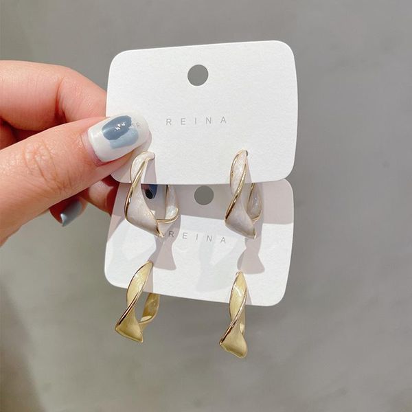 hoop & huggie qwc 2021 trendy vintage irregular twisted earrings for women ladies simple elegant wedding engagement fashion ear jewelry, Golden;silver
hoop & huggie qwc 2021 trendy vintage irregular twisted earrings for women ladies simple elegant wedding engagement fashion ear jewelry, Golden;silver