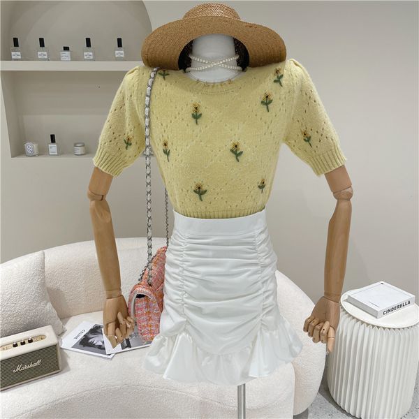 skirts two female ensemble pieces spring summer 2021 niche fashion design frizzy embroidered short sleeve shirt + plissado fishtail skirt, Black
skirts two female ensemble pieces spring summer 2021 niche fashion design frizzy embroidered short sleeve shirt + plissado fishtail skirt, Black