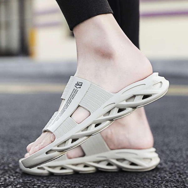 slippers originals men sandals leather luxury tennis skateboard shoe rocking chunky runing with fur for home, Black
slippers originals men sandals leather luxury tennis skateboard shoe rocking chunky runing with fur for home, Black