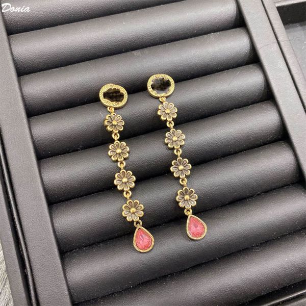 donia jewelry luxury choker european and american fashion flower copper micro-inlaid zircon necklace bracelet designer birthday gift, Golden;silver
donia jewelry luxury choker european and american fashion flower copper micro-inlaid zircon necklace bracelet designer birthday gift, Golden;silver