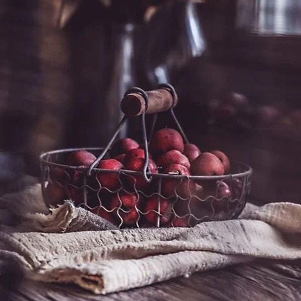 storage baskets iron basket with handle retro hollow-out deskmetal wire mesh net fruit pastry egg snack dessert
storage baskets iron basket with handle retro hollow-out deskmetal wire mesh net fruit pastry egg snack dessert