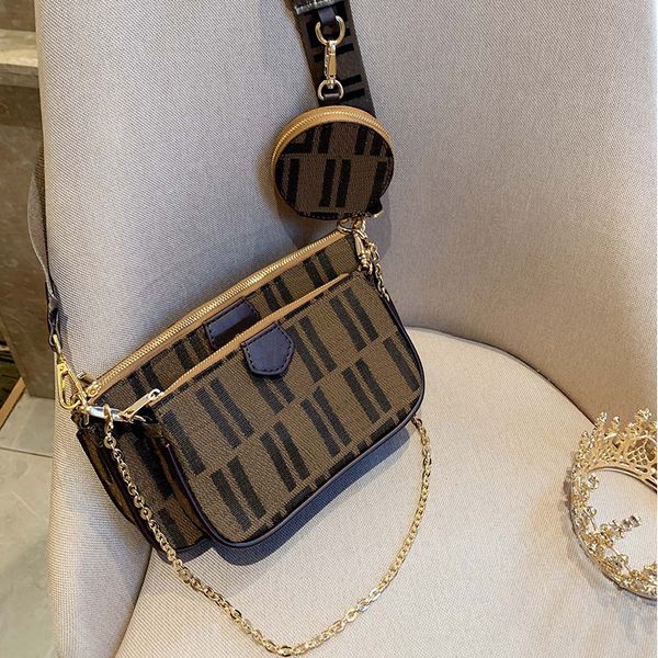 fashion classic styles all-match super hand-feel fabric female chains handbag crossbody bag wallet three-in-one mobile phone shoulder bags
fashion classic styles all-match super hand-feel fabric female chains handbag crossbody bag wallet three-in-one mobile phone shoulder bags