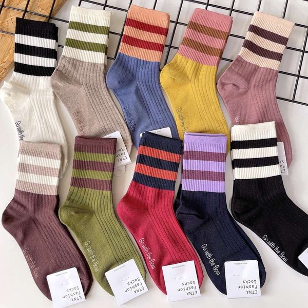 socks women south autumn and winter sports stripe women's socks color matching stockings, Black;white
socks women south autumn and winter sports stripe women's socks color matching stockings, Black;white