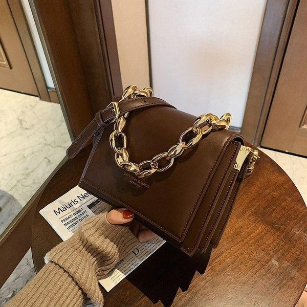 cross body women's bag retro 2021 female small chain crossbody bags for women square flip shoulder leather
cross body women's bag retro 2021 female small chain crossbody bags for women square flip shoulder leather